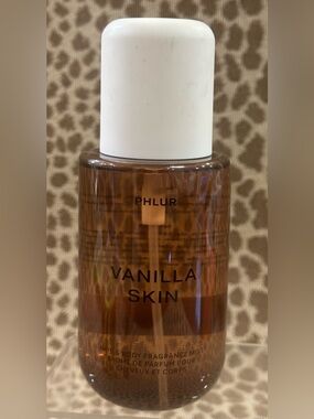 New Phlur VANILLA SKIN Hair & Body Fragrance Mist~Full Size~8.1oz